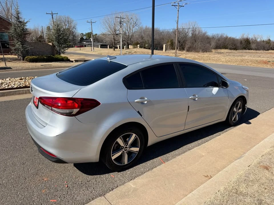 2018 Kia Forte - Image 17 of 21