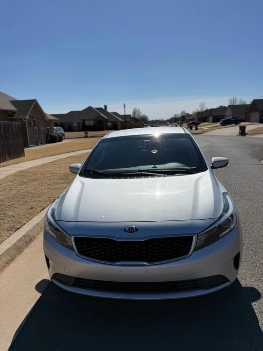 2018 Kia Forte - Image 16 of 21
