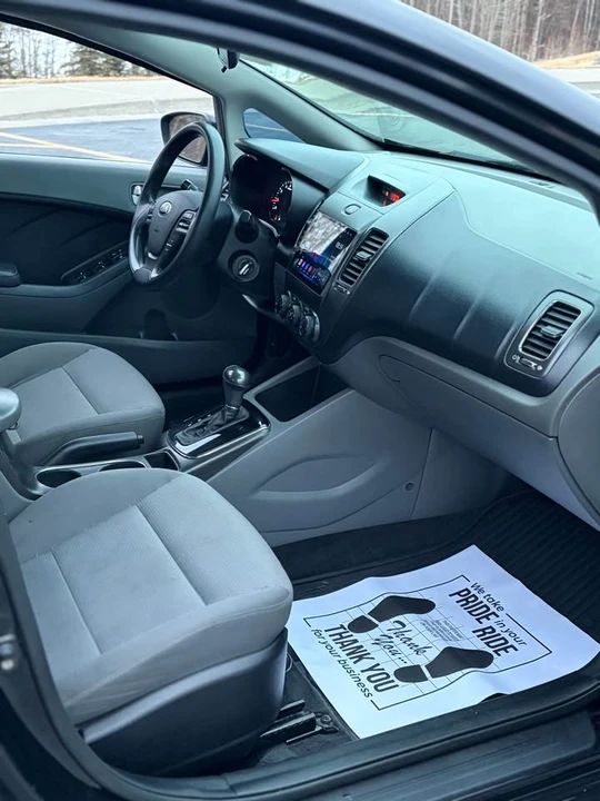 2018 Kia Forte - Image 5 of 5