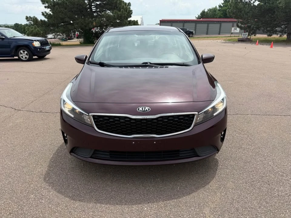 2018 Kia Forte - Image 8 of 20