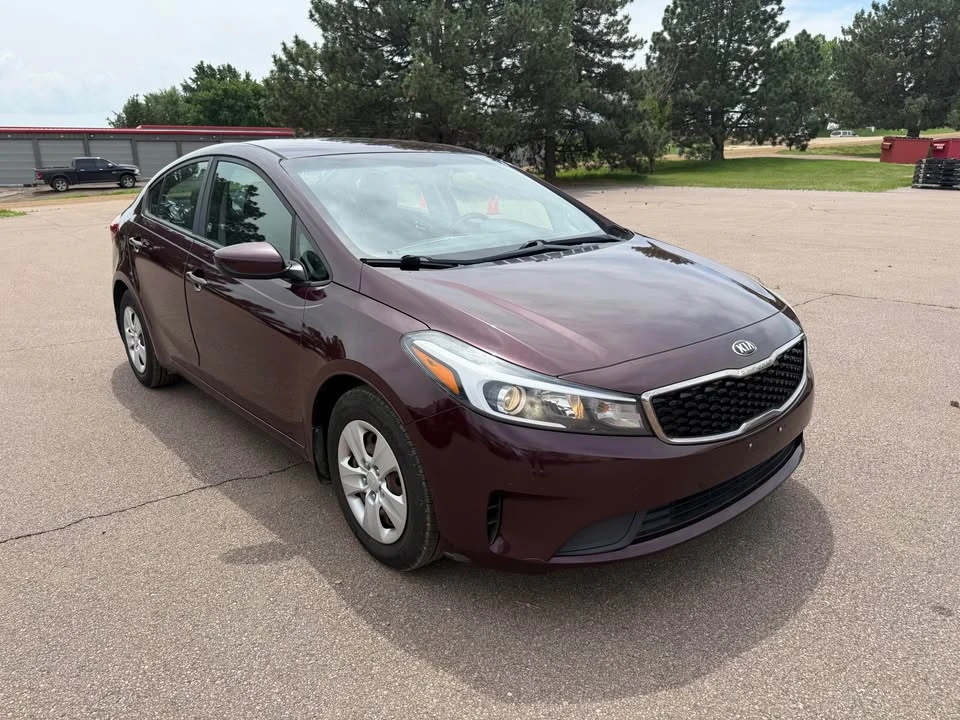 2018 Kia Forte - Image 7 of 20
