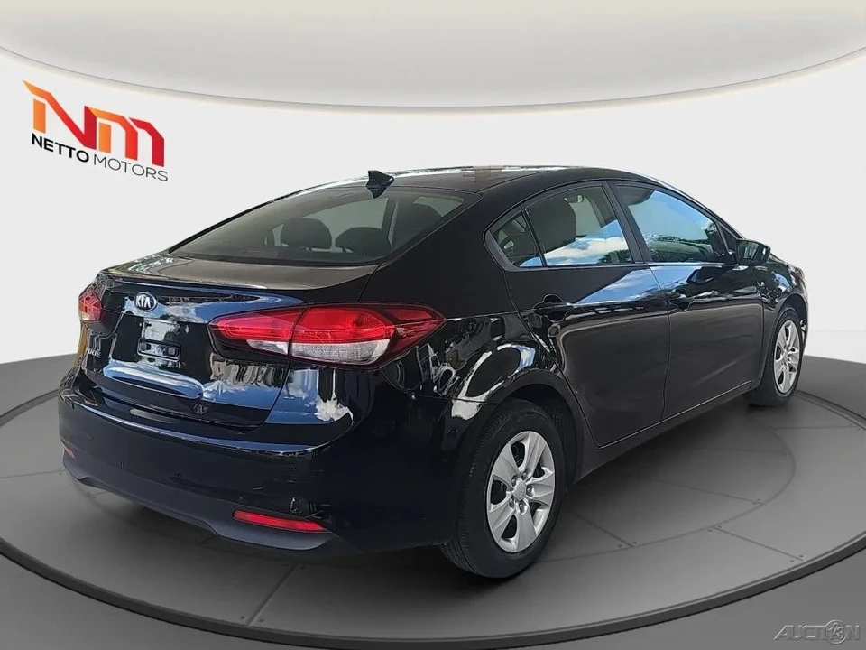 2018 Kia Forte - Image 5 of 21