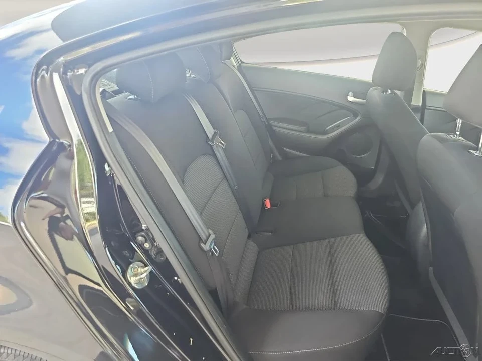 2018 Kia Forte - Image 20 of 21