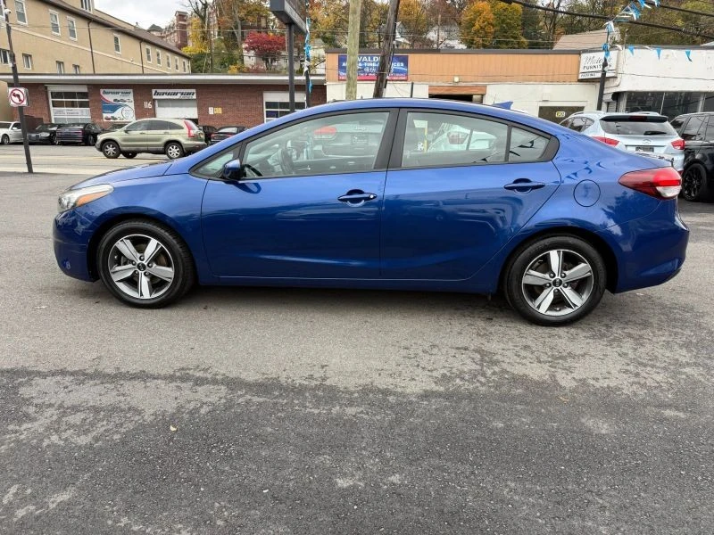 2018 Kia Forte - Image 4 of 12