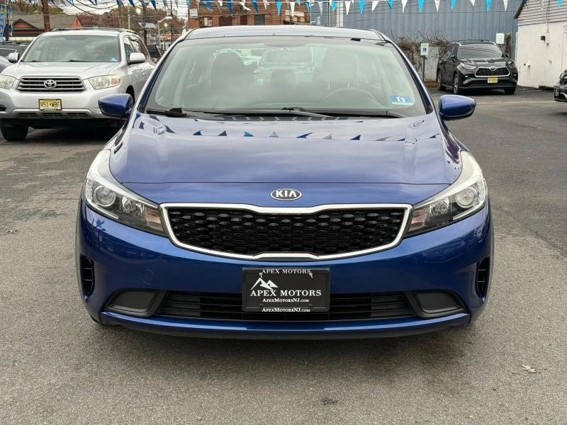 2018 Kia Forte - Image 2 of 12
