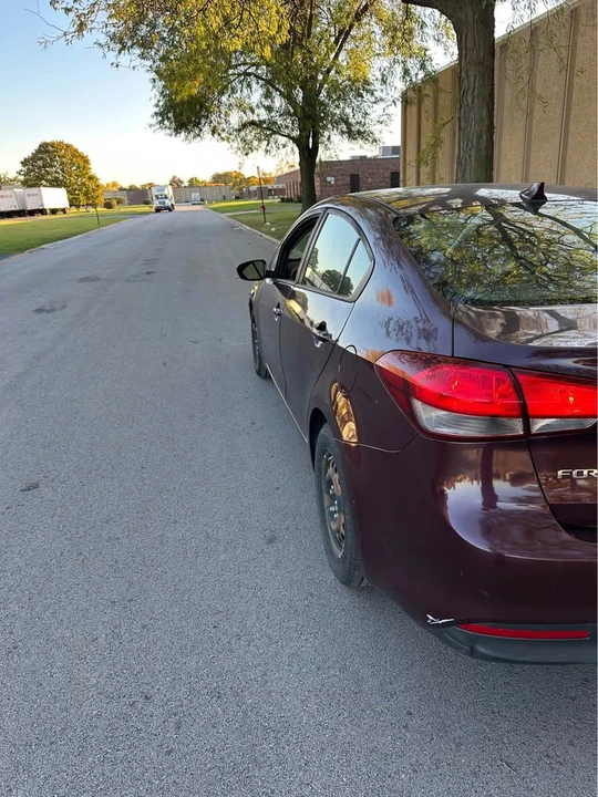 2018 Kia Forte - Image 7 of 14
