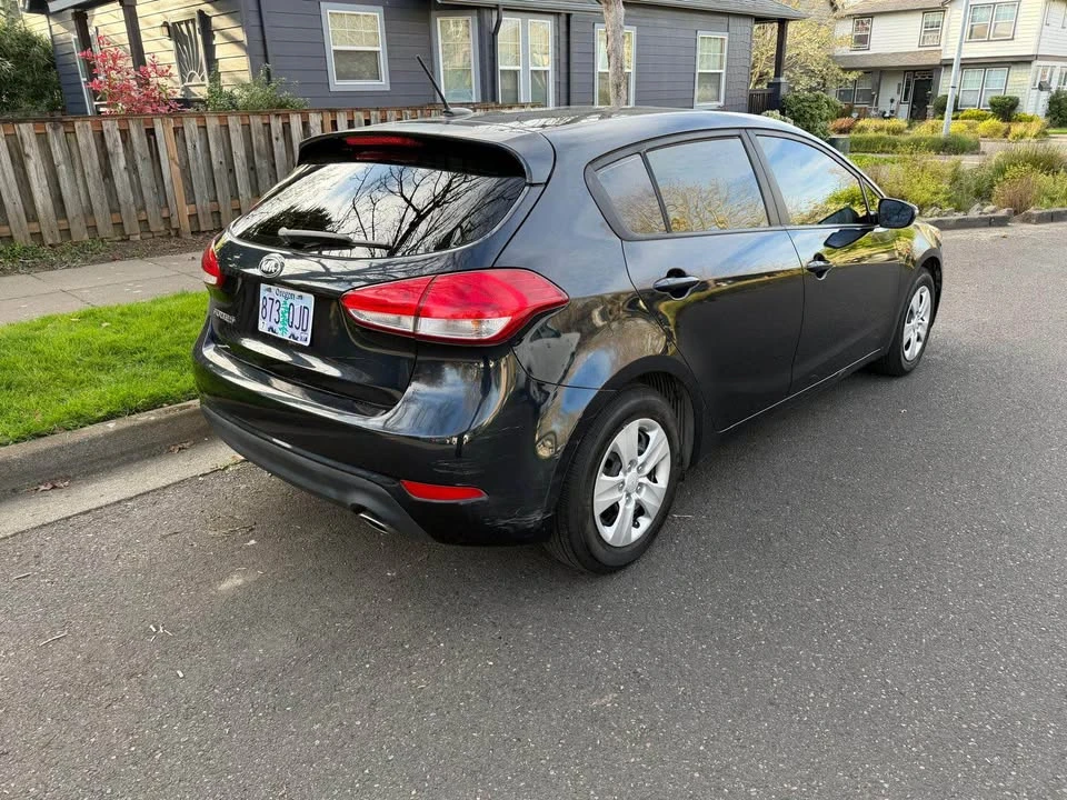 2018 Kia Forte - Image 3 of 8