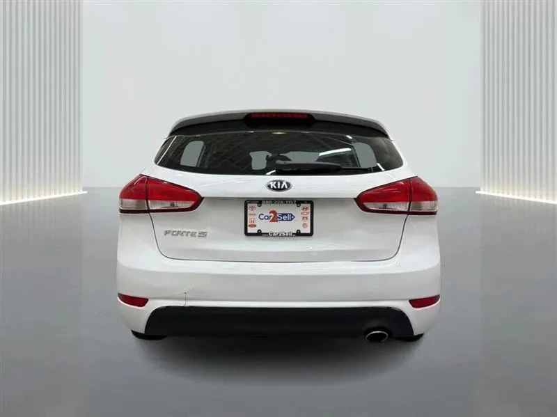 2018 Kia Forte - Image 4 of 12