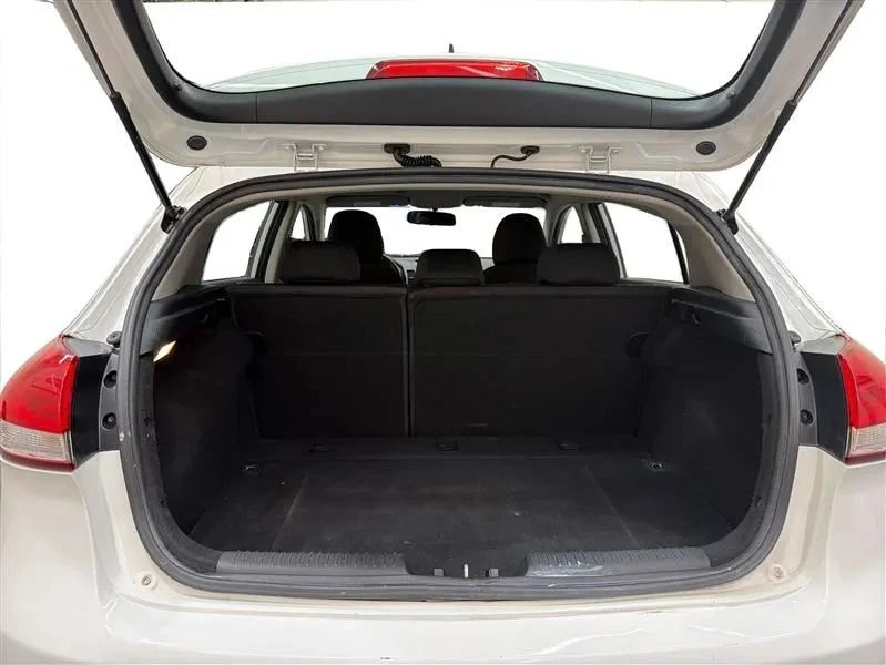 2018 Kia Forte - Image 12 of 12