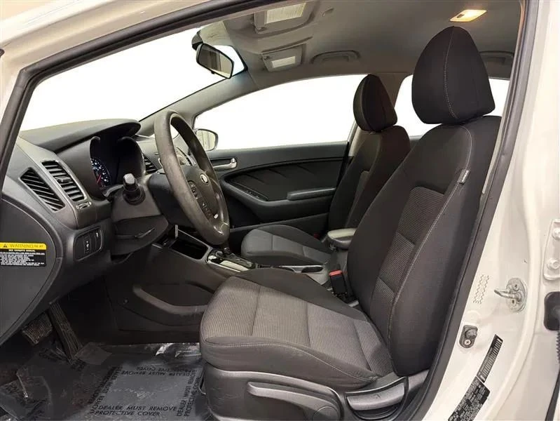 2018 Kia Forte - Image 9 of 12