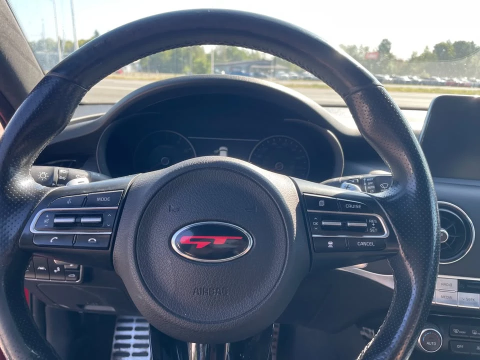 2018 Kia Stinger GT - Image 15 of 20