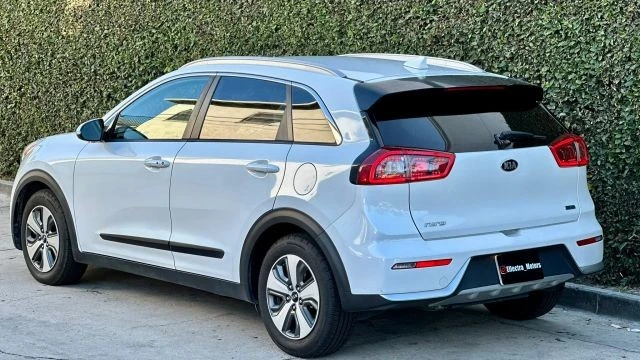 2018 Kia Niro - Image 16 of 21