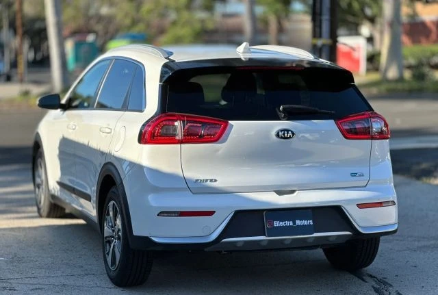 2018 Kia Niro - Image 12 of 21