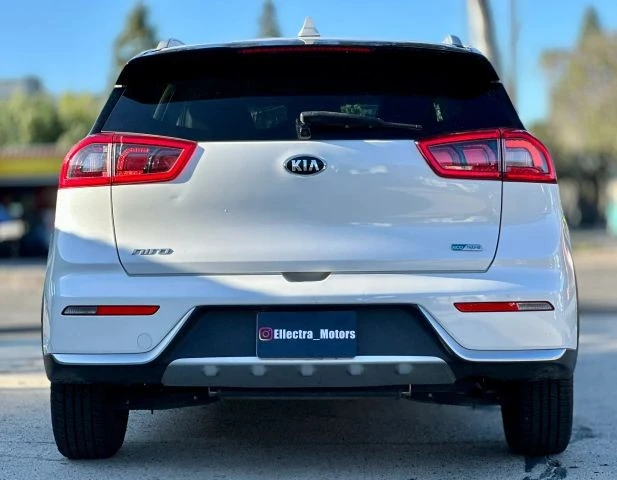 2018 Kia Niro - Image 4 of 21