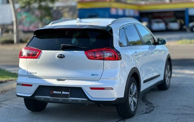 2018 Kia Niro - Image 11 of 21