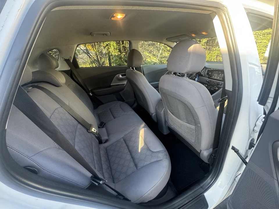 2018 Kia Niro - Image 15 of 20