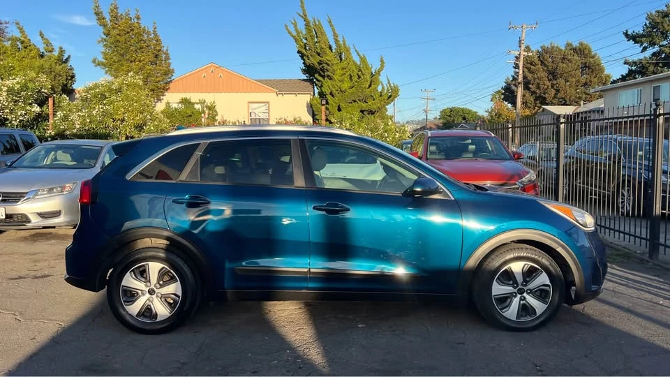 2018 Kia Niro - Image 8 of 20