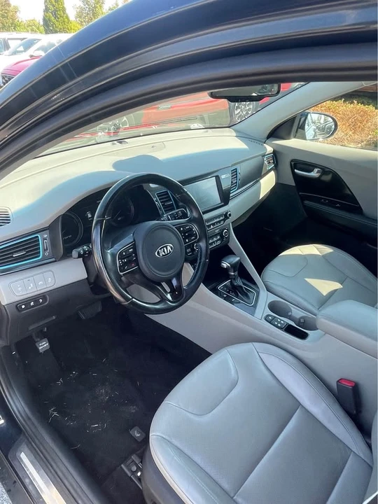 2018 Kia Niro - Image 5 of 11