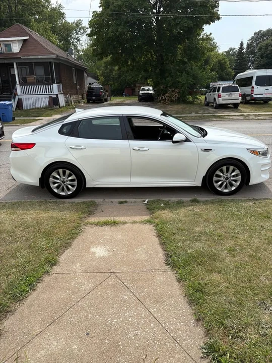 2018 Kia Optima/K5 - Image 7 of 15