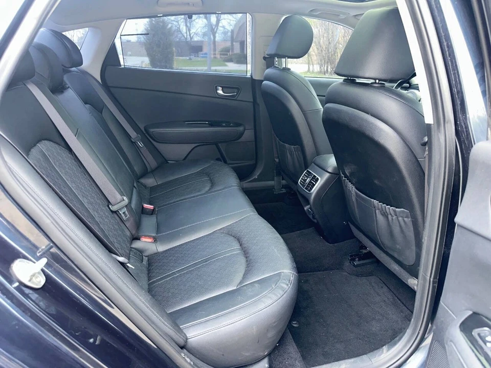2018 Kia Optima/K5 - Image 9 of 12