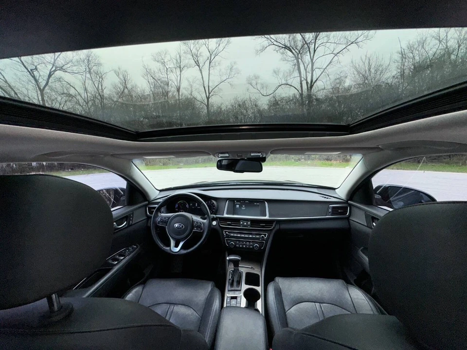 2018 Kia Optima/K5 - Image 8 of 12