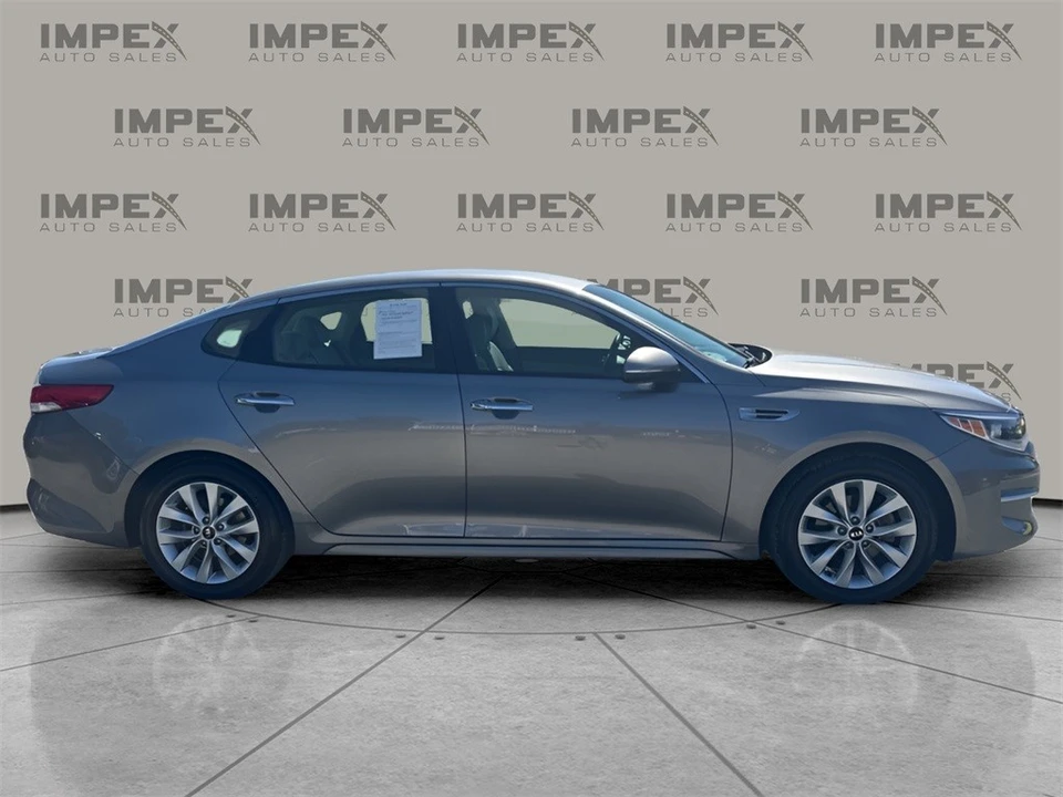 2018 Kia Optima/K5 - Image 6 of 12