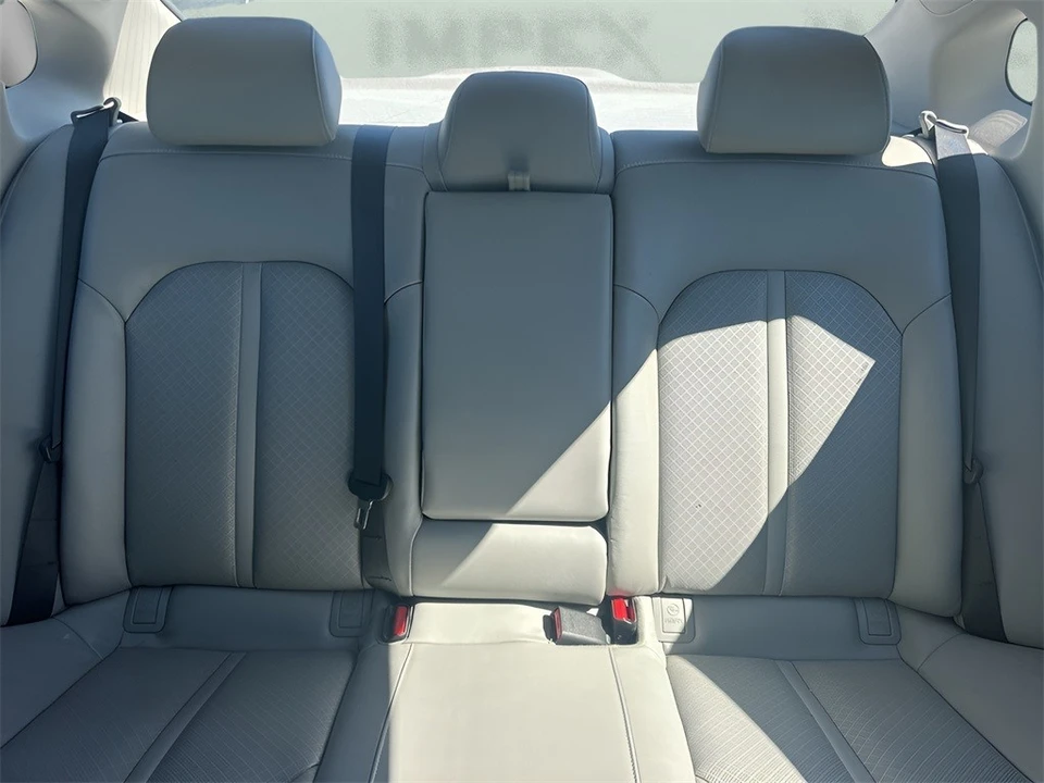 2018 Kia Optima/K5 - Image 12 of 12