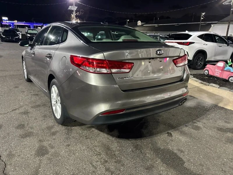 2018 Kia Optima/K5 - Image 6 of 12