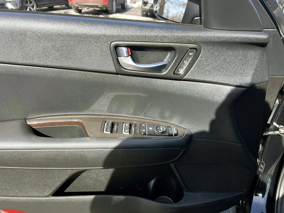 2018 Kia Optima/K5 - Image 12 of 21
