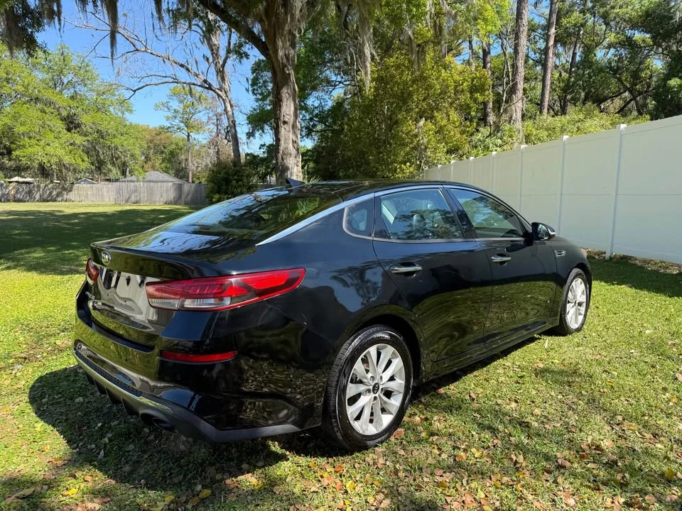 2018 Kia Optima/K5 - Image 5 of 13