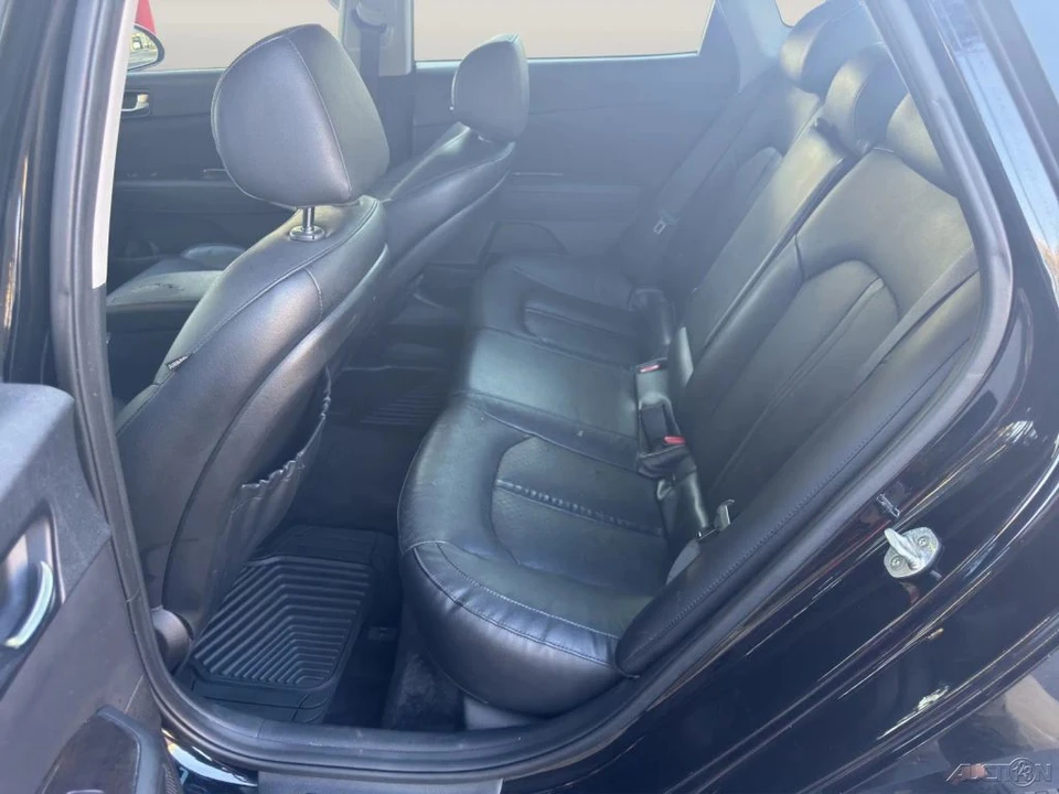 2018 Kia Optima/K5 - Image 13 of 21