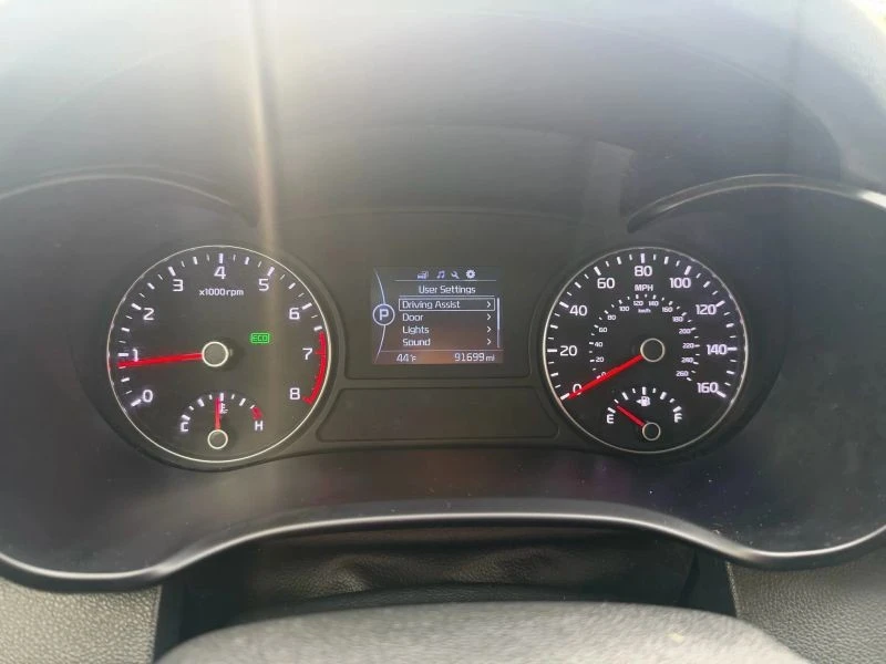 2018 Kia Optima/K5 - Image 10 of 12