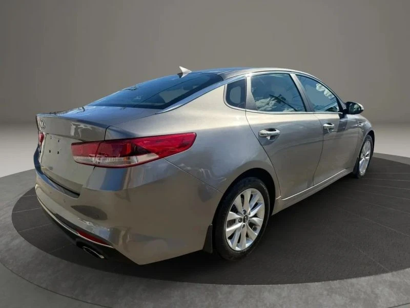 2018 Kia Optima/K5 - Image 5 of 12