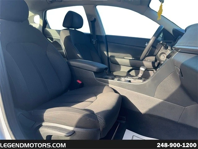 2018 Kia Optima/K5 - Image 17 of 21