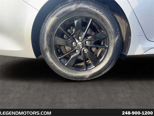 2018 Kia Optima/K5 - Image 10 of 21
