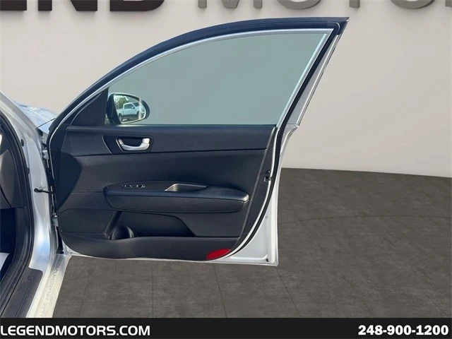2018 Kia Optima/K5 - Image 16 of 21