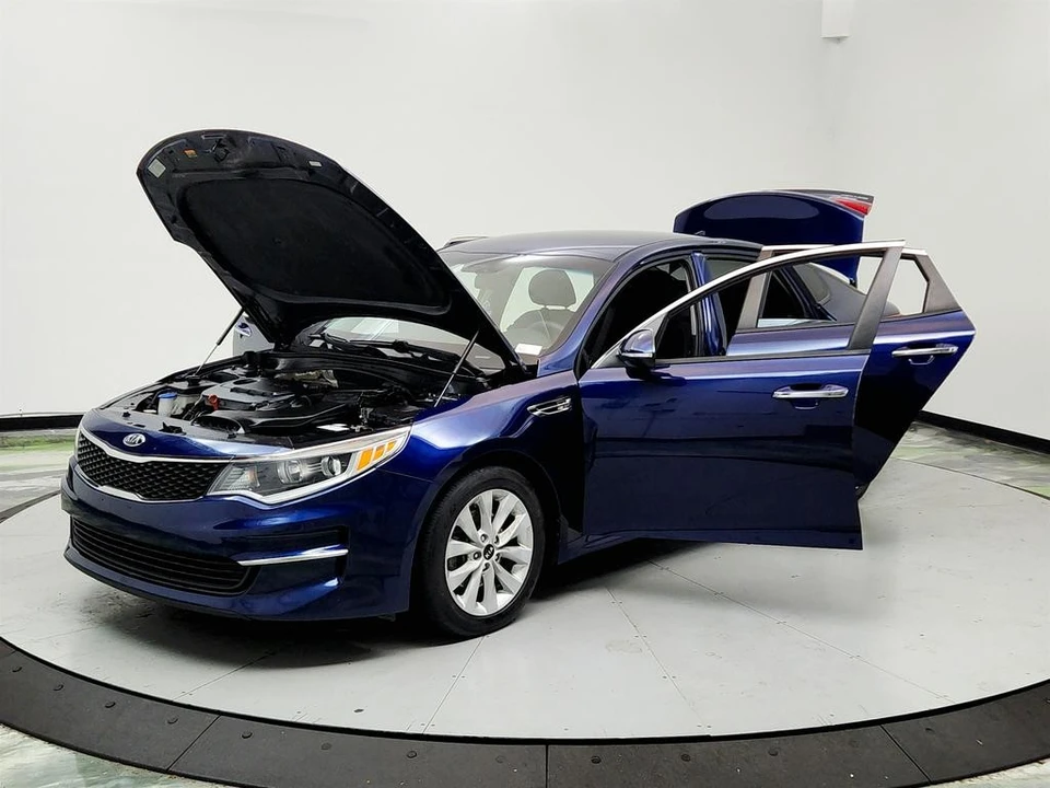 2018 Kia Optima/K5 - Image 9 of 12