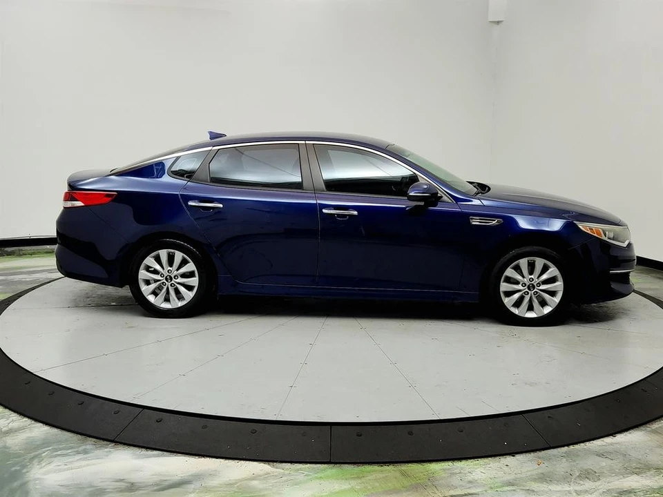 2018 Kia Optima/K5 - Image 4 of 12