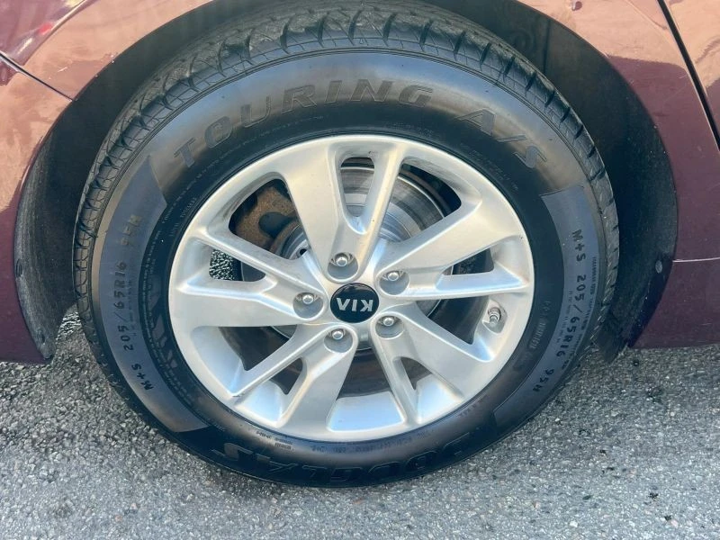 2018 Kia Optima/K5 - Image 10 of 12