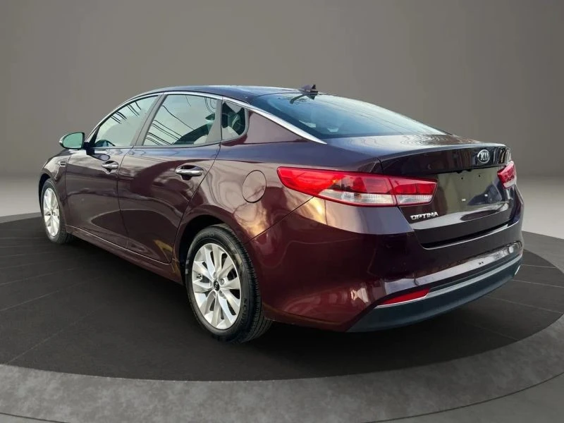 2018 Kia Optima/K5 - Image 7 of 12