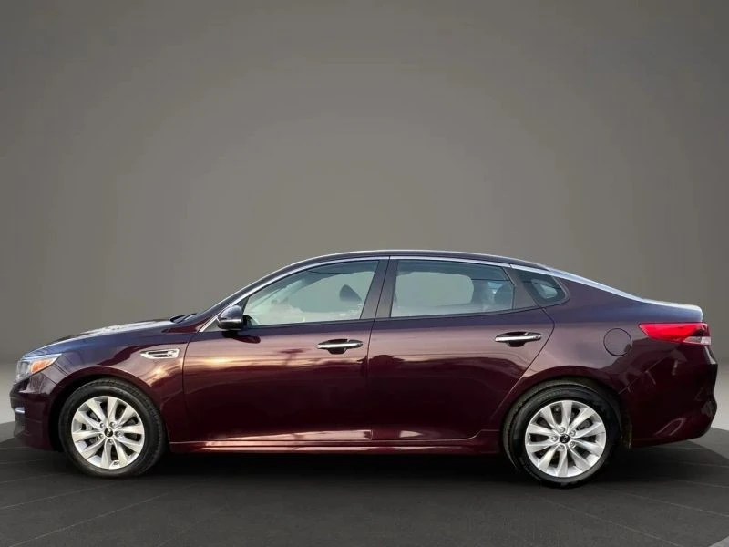 2018 Kia Optima/K5 - Image 8 of 12