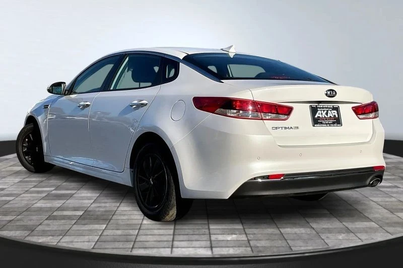 2018 Kia Optima/K5 - Image 7 of 12