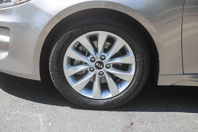 2018 Kia Optima/K5 - Image 9 of 21