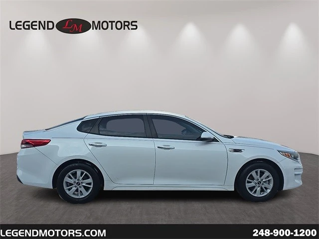 2018 Kia Optima/K5 - Image 8 of 12