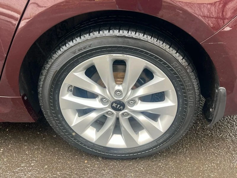 2018 Kia Optima/K5 - Image 10 of 12