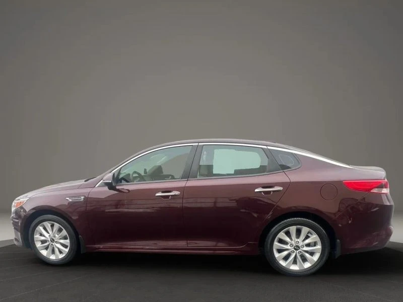 2018 Kia Optima/K5 - Image 8 of 12