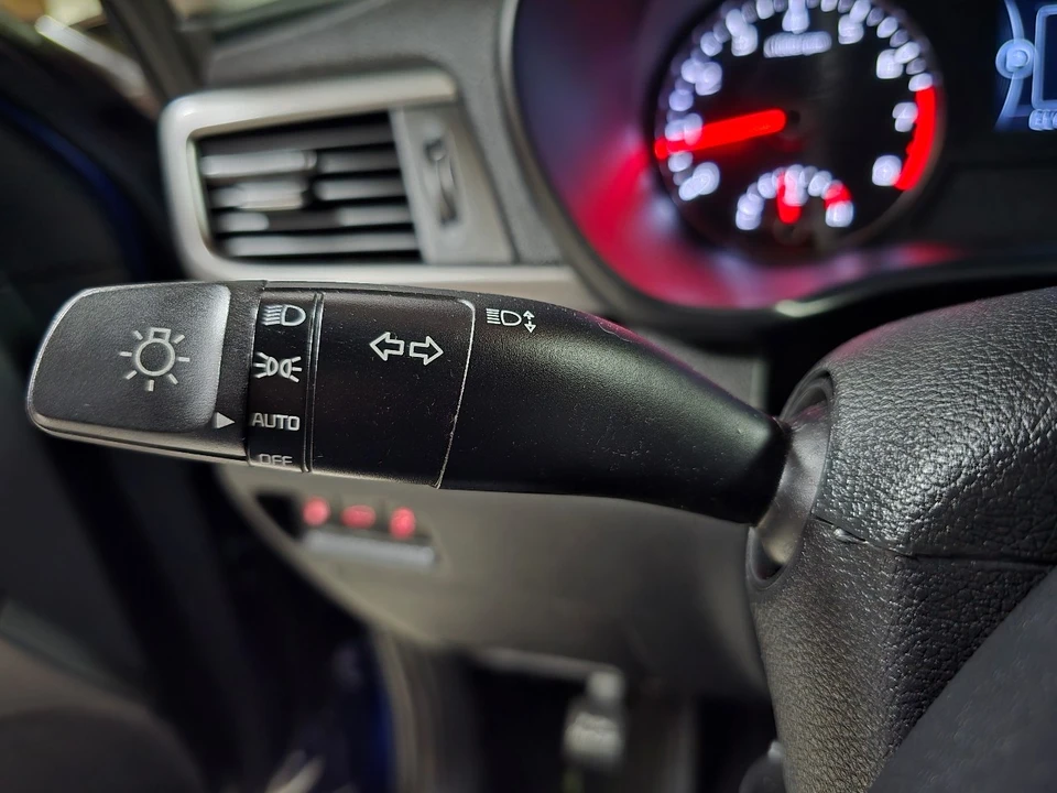 2018 Kia Optima/K5 - Image 16 of 21