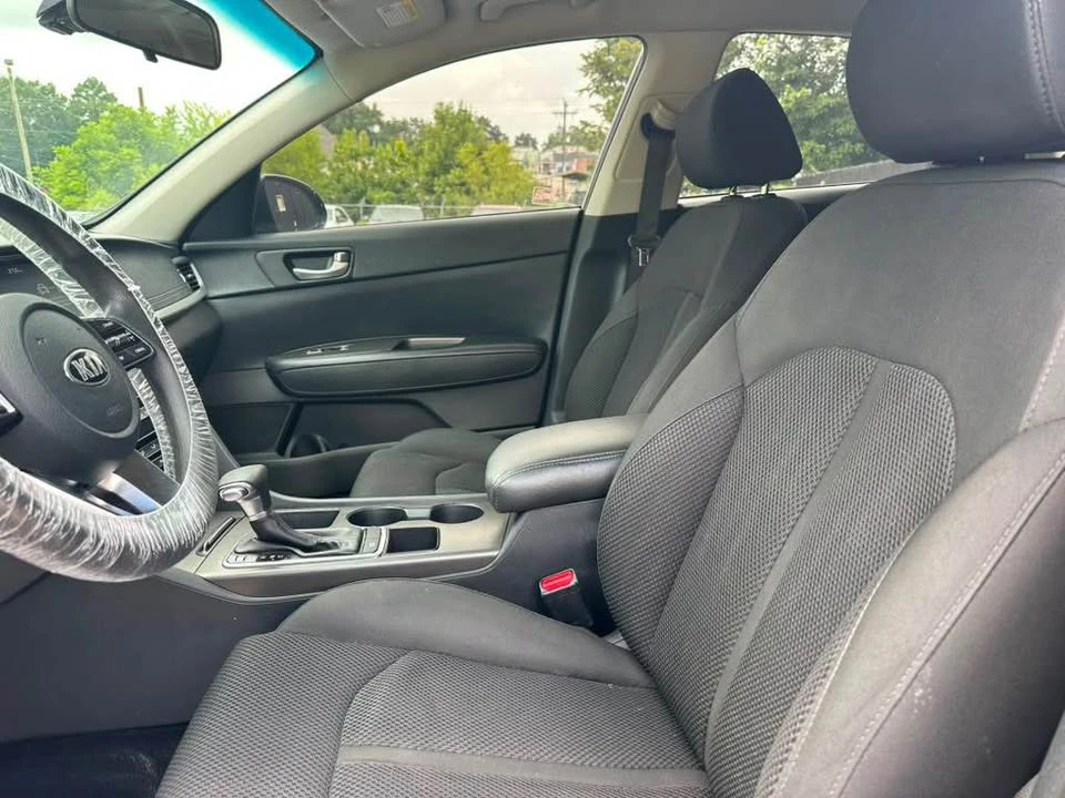 2018 Kia Optima/K5 - Image 9 of 13