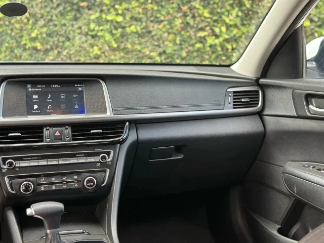 2018 Kia Optima/K5 - Image 17 of 21