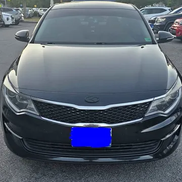 2018 Kia Optima LX Sedan 4D